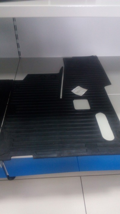 Коврик правый МТЗ-80/1221