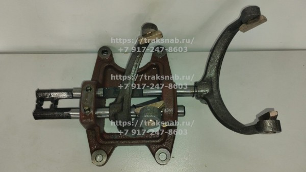 Корпус вилок в сб. МТЗ-1221 — 2