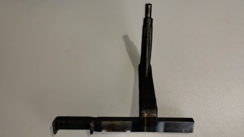 Поводок корпуса вилок КПП — 1