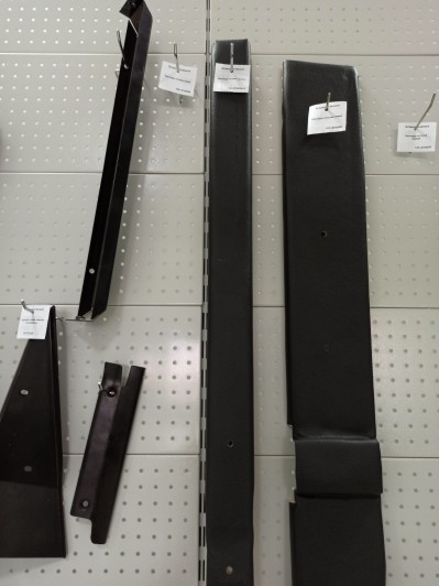 Накладка стойки правая