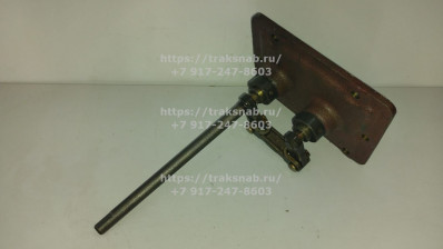 Крышка управления синхронизированным реверс-редуктором