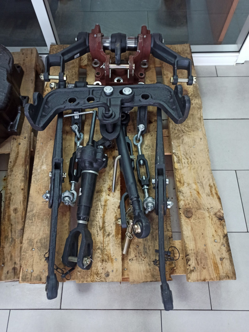 Навеска задняя в сборе МТЗ-82 — 1